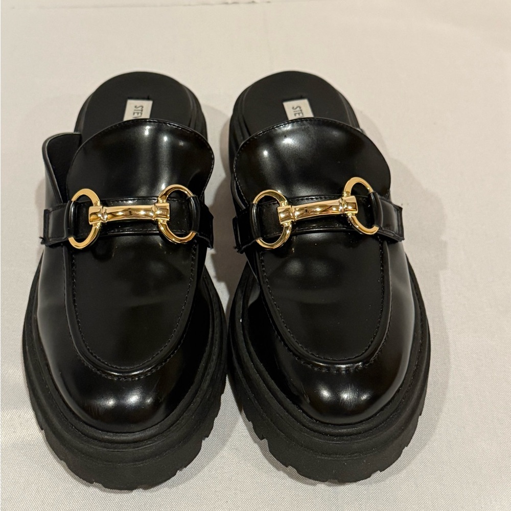 STEVE MADDEN Missk Black Patent
Leather Mules Size 9 Platform Chunky
Loafer